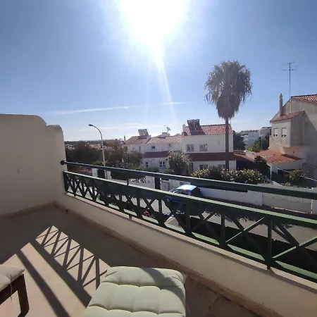 Villa Magna Near The Strip With Bbq, Ac, Balcony, Parking, 4 Tvs And Free Wifi *