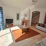 Magna Near The Strip With Bbq, Ac, Balcony, Parking, 4 Tvs And Free Wifi Villa Albufeira
