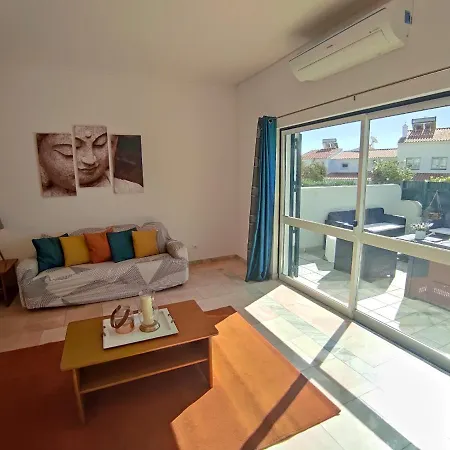 Magna Near The Strip With Bbq, Ac, Balcony, Parking, 4 Tvs And Free Wifi Albufeira